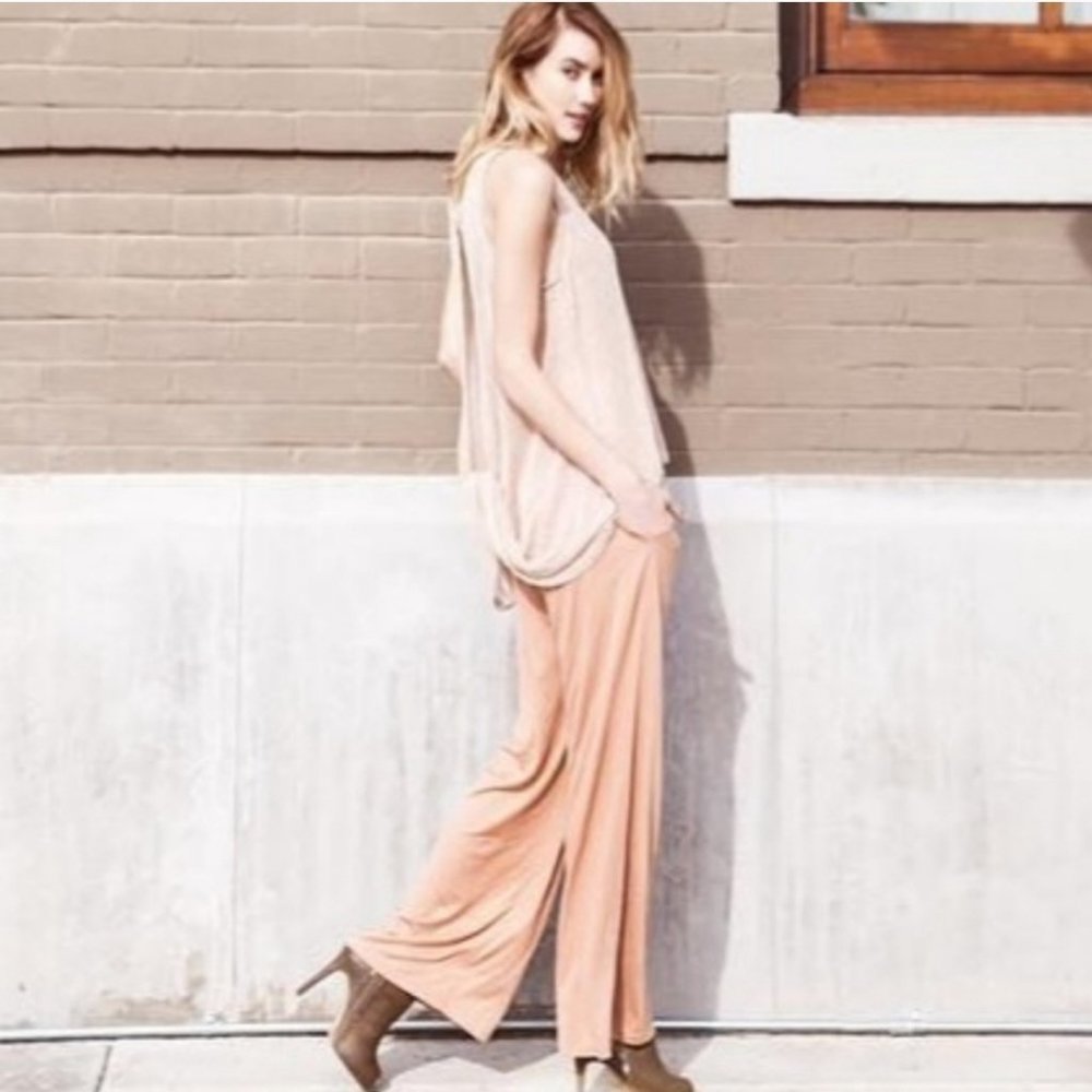 77391  Handmade Slub Knit Twist Back Tank